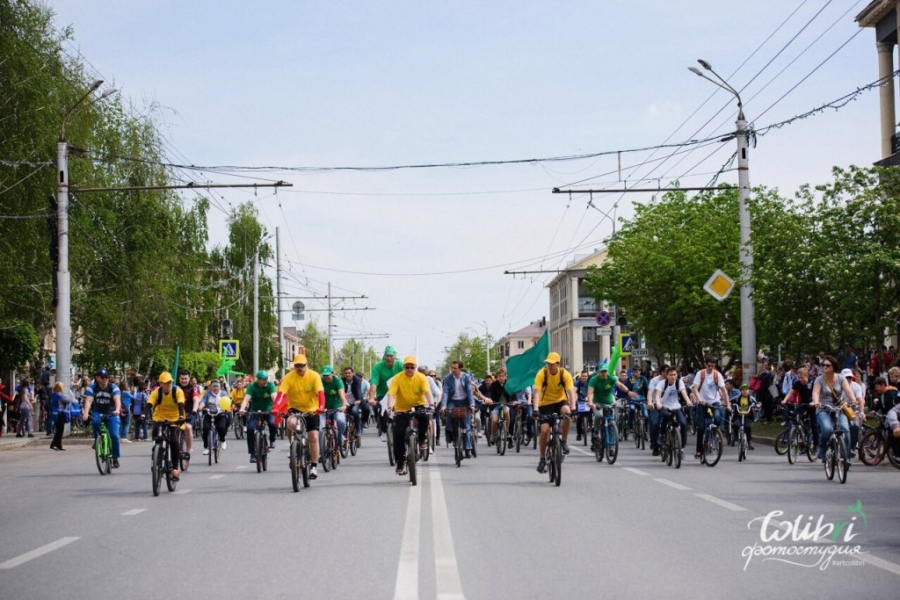 В Альметьевске состоялся второй городской Велопарад-2017
